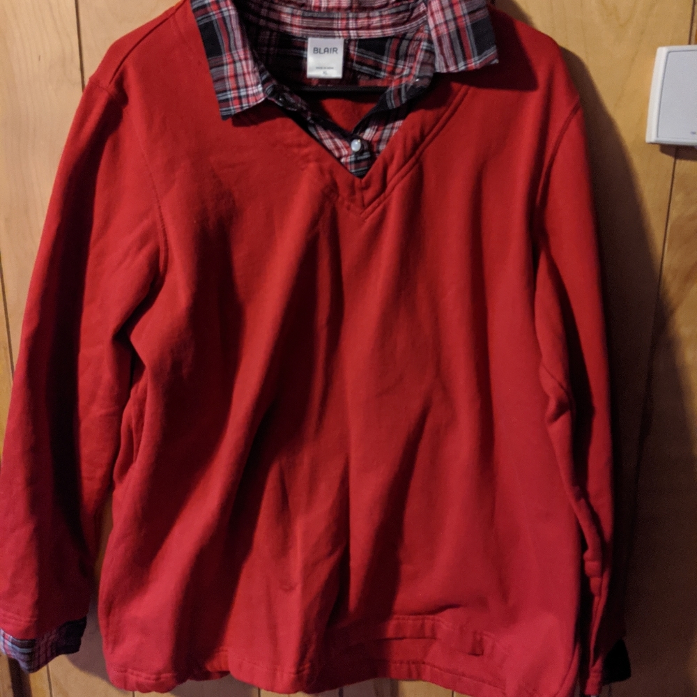 Red Blair long sleeve pullover women's xl